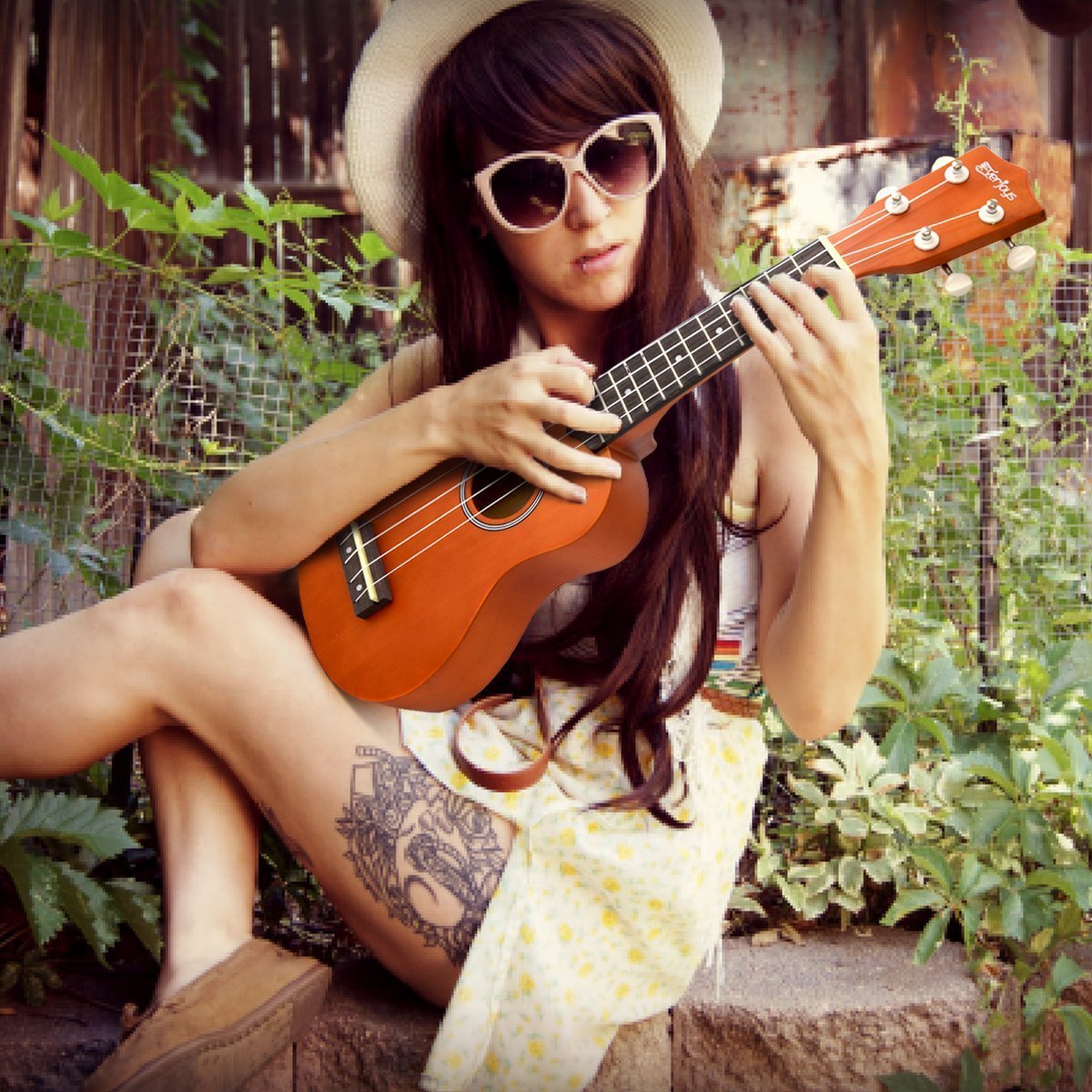 Soprano Ukulele Beginner Pack-21 Inch m / Gig Bag Songbook Digital Tuner