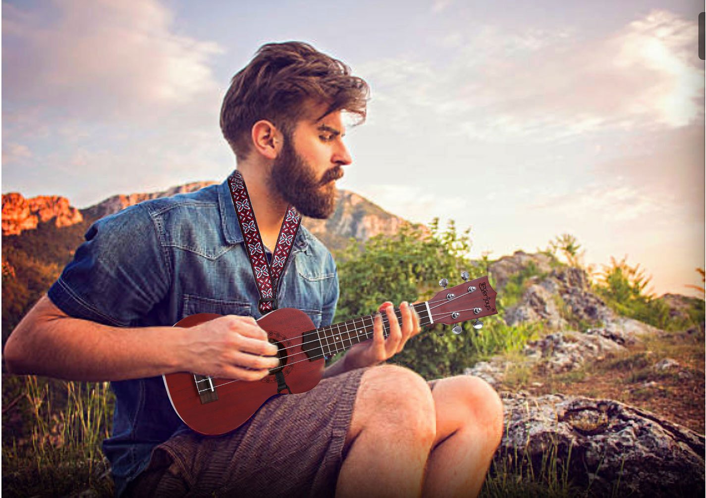 Mahogany Soprano Ukulele Kit - Profesjonell 21 tommers m / Case Strap Tuner Aquila Strings EVUKP01