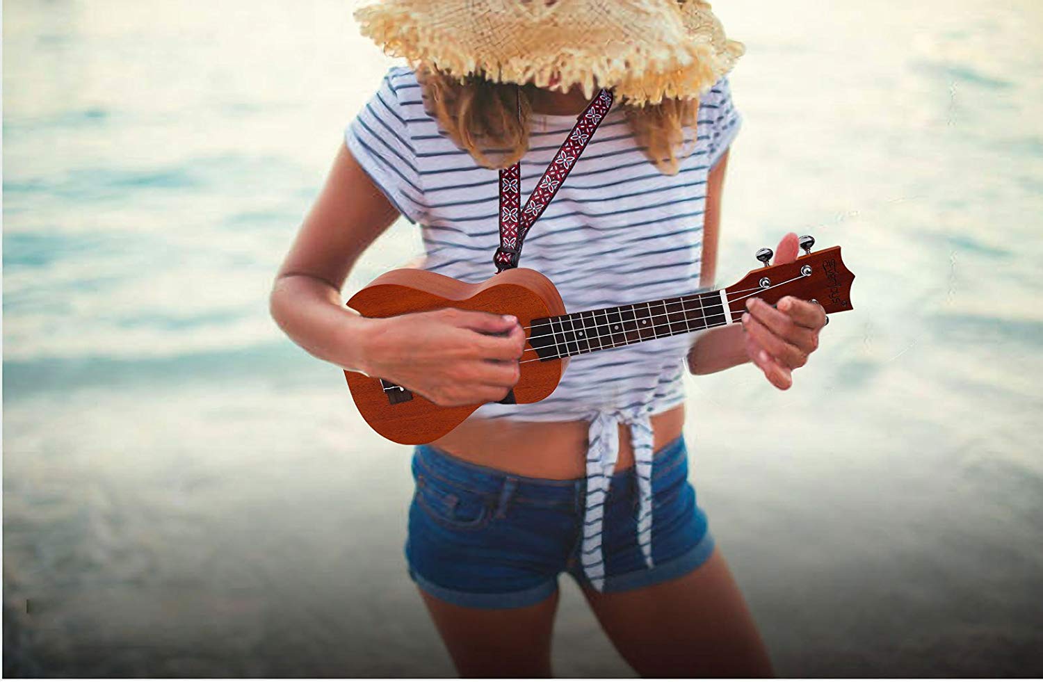 Mahogany Soprano Ukulele Kit - Profesjonell 21 tommers m / Case Strap Tuner Aquila Strings EVUKP02